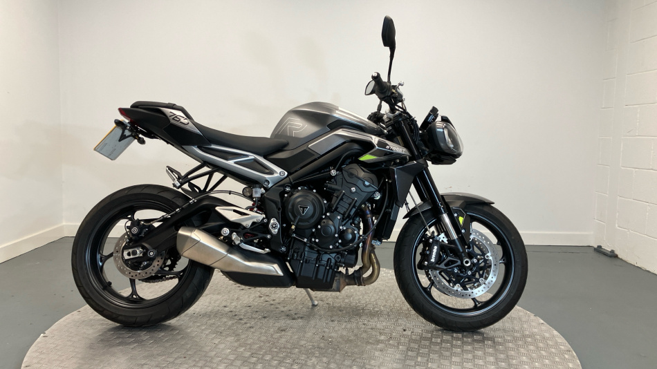 Triumph Street Triple R (23MY)